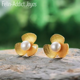 Boucles d'oreilles or fleur avec perle Rosée Blanche | Felin-Addict