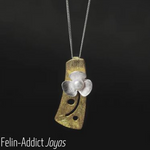 Pendentif  de collier minimaliste fleur et perle | Felin-Addict