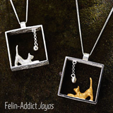 Necklace with cat and ball in silver and gold | Felin-Addict Joyas